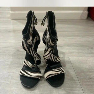 PIERRE BALMAIN ponyhair leather heels. 
Size 36